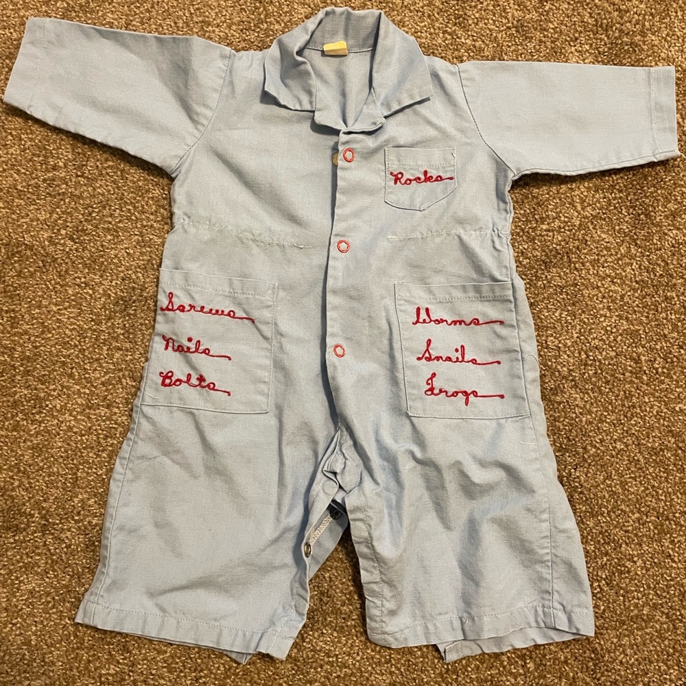 Vintage baby coveralls size small (12-18 months approximately)